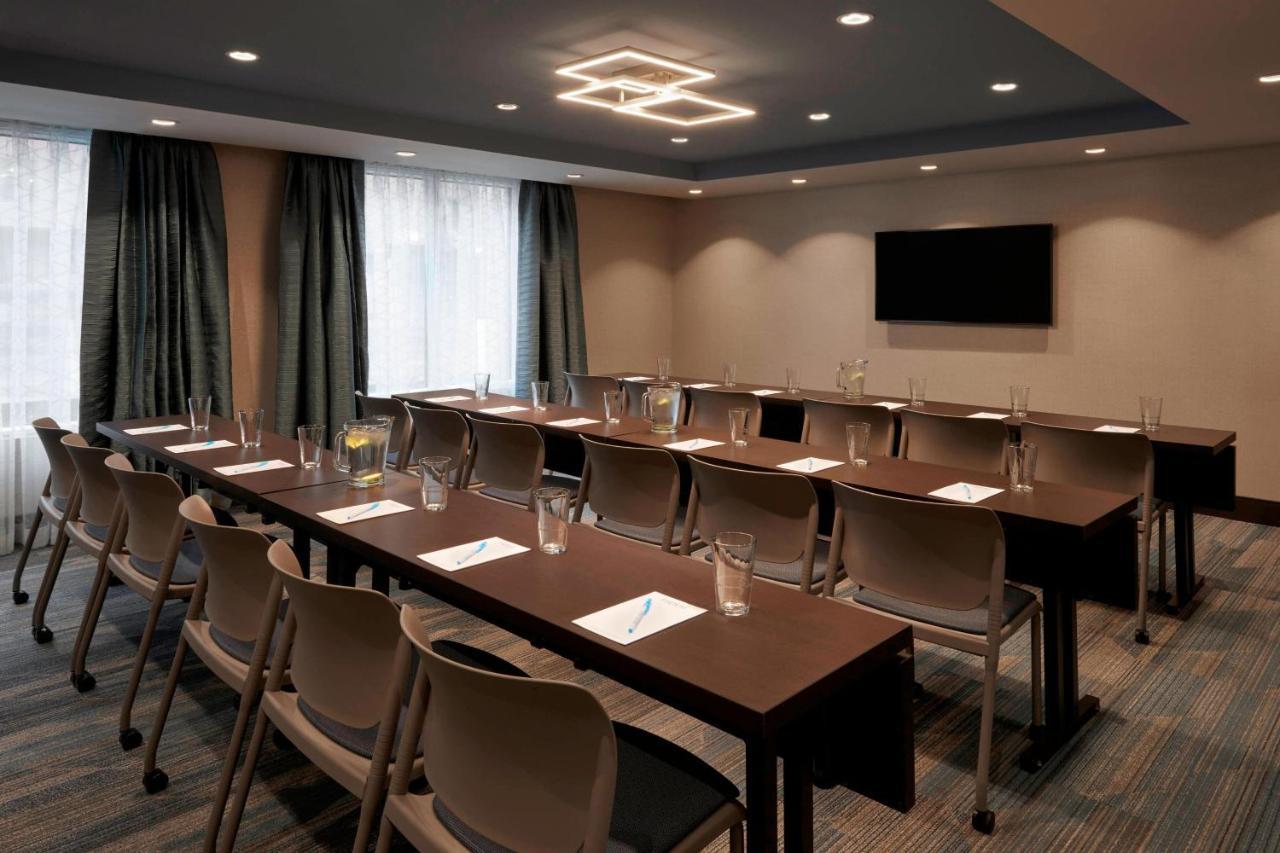 Fairfield Inn By Marriott Montreal Downtown Εξωτερικό φωτογραφία