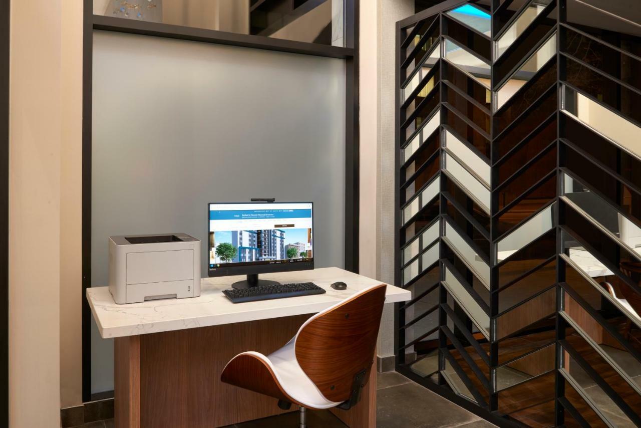 Fairfield Inn By Marriott Montreal Downtown Εξωτερικό φωτογραφία