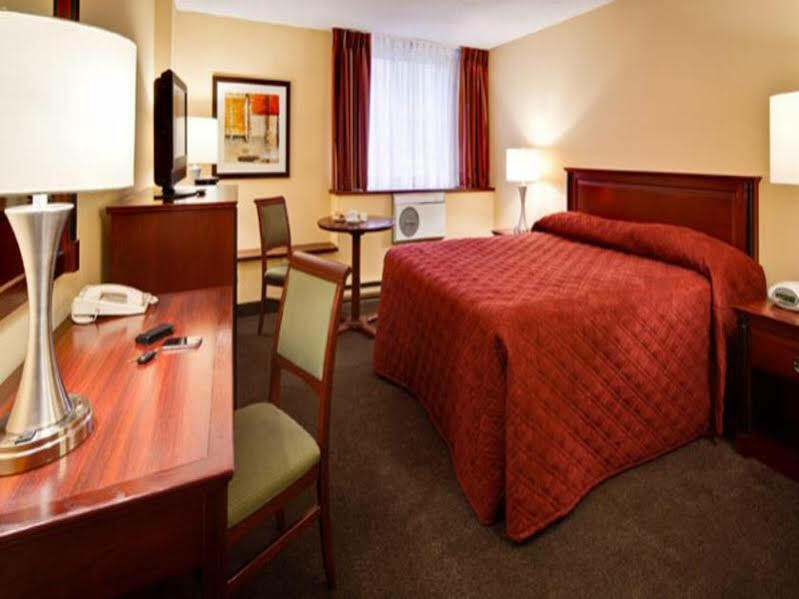 Fairfield Inn By Marriott Montreal Downtown Εξωτερικό φωτογραφία